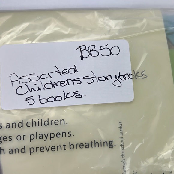 Kids Books - Bundle of 5 Scholastic Books - Picture 7 of 7